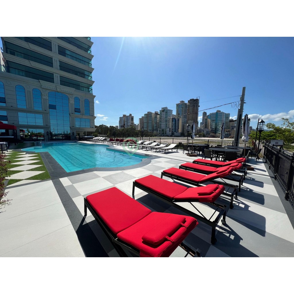 Apartamento Alto Padrão Mobiliado - Fino Acabamento  Meia Praia - Itapema SC