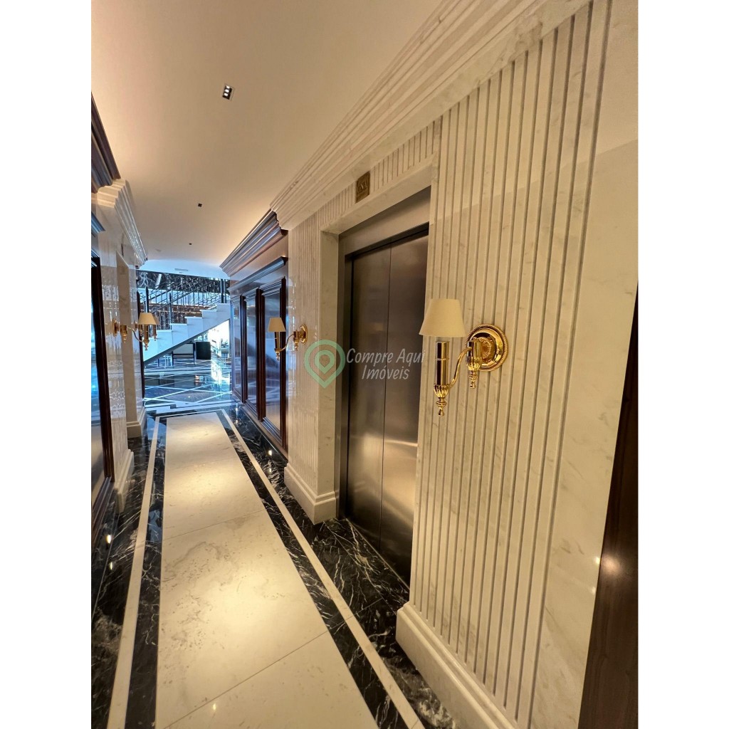 Apartamento Alto Padrão Mobiliado - Fino Acabamento  Meia Praia - Itapema SC