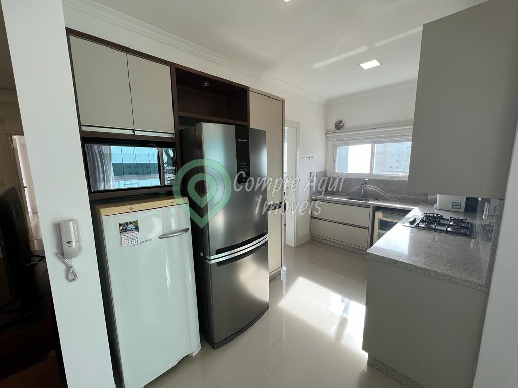 APARTAMENTO 3 SUÍTES 3 VAGAS DE GARAGEM  QUADRA MAR - MOBILIADO - MEIA PRAIA ITAPEMA