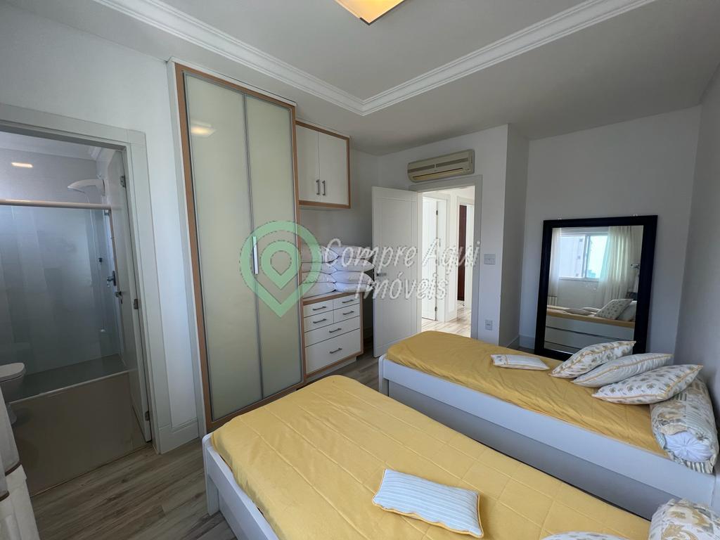 APARTAMENTO 3 SUÍTES 3 VAGAS DE GARAGEM  QUADRA MAR - MOBILIADO - MEIA PRAIA ITAPEMA