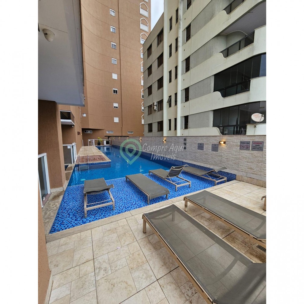 Sofisticado apartamento 3 suítes na Meia Praia em Itapema SC