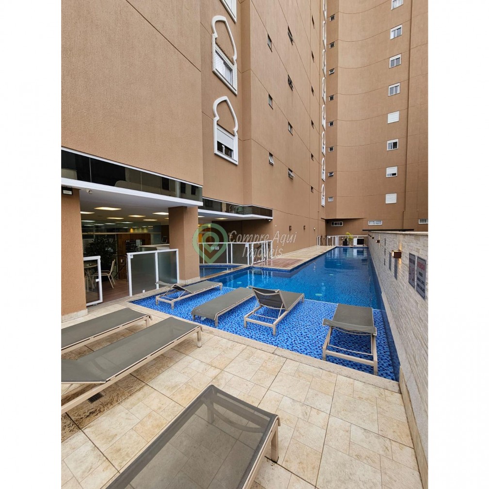 Sofisticado apartamento 3 suítes na Meia Praia em Itapema SC